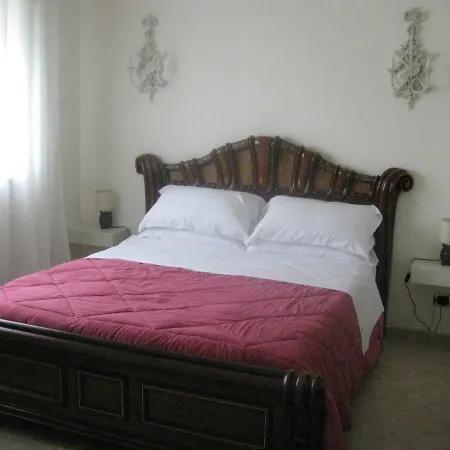 Lucia Bed & Breakfast