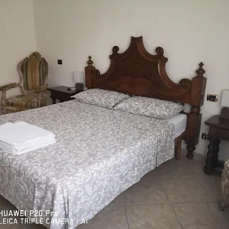 Lucia Bed & Breakfast