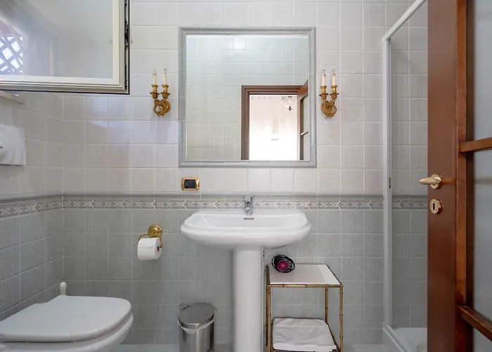 Lucia Bed & Breakfast 3*